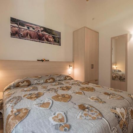 Nonno Bigi Tulipano Apartment Tremosine Bagian luar foto