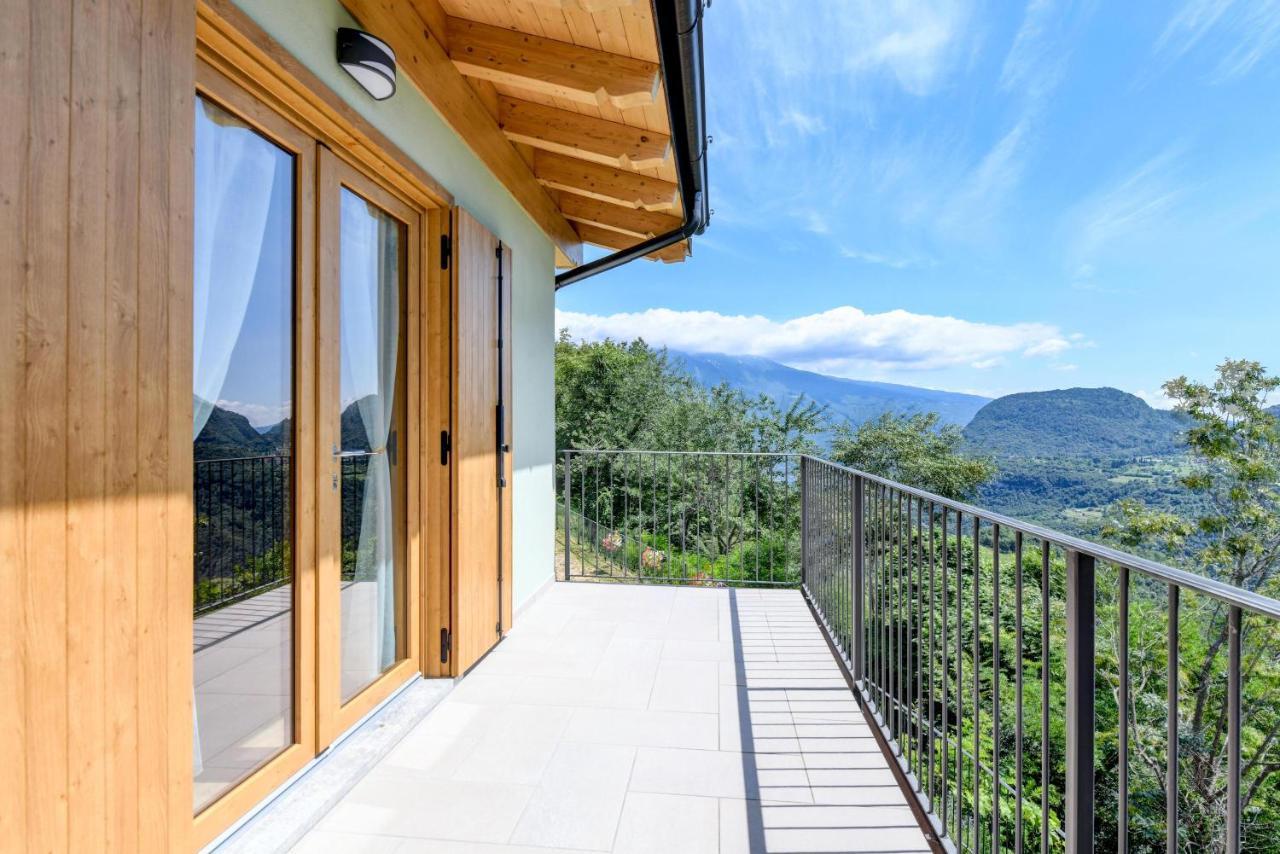 Nonno Bigi Tulipano Apartment Tremosine Bagian luar foto