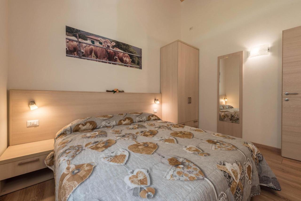 Nonno Bigi Tulipano Apartment Tremosine Bagian luar foto